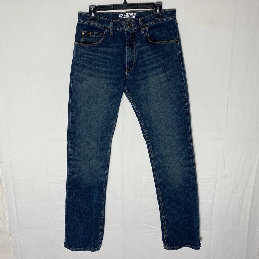 Wrangler O2 Competition Advanced Comfort Med Dark Wash Straight Leg Jeans 31